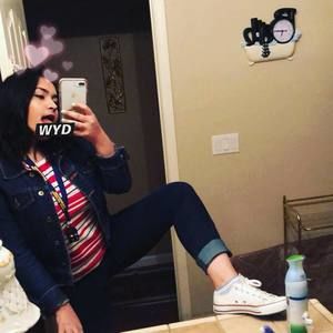 Meet your Posher, Vanessa